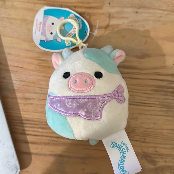 clip on rare belana cow squishmallow new with tags - Picture 1 of 4